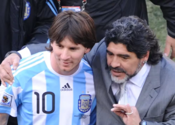 Atajó con Diego Maradona en la Selección, ganó todo con Arsenal y hoy brilla a los 46 años