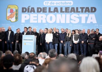 Con la mira puesta en 2027 y su armado nacional, Kicillof lleva el MDF a Jujuy