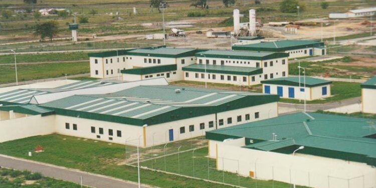 Denuncian perjuicios para los detenidos provocados por el traslado de la cárcel de Devoto a Marcos Paz