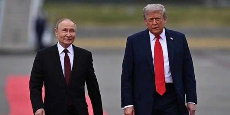 Donald Trump anunció un acuerdo con Vladímir Putin para recibir diésel ruso y bajar los precios