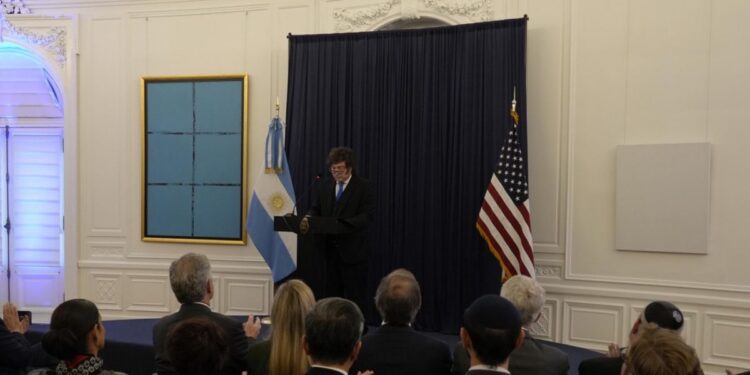 Javier Milei cerró su visita a EEUU con un acto contra el antisemitismo y prometió “tolerancia cero”