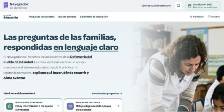 La Defensoría porteña lanzó una web de asesoramiento sobre inscripción escolar