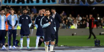 La productora del homenaje a Lionel Messi apuntó contra River y lo acusó de empañar la despedida
