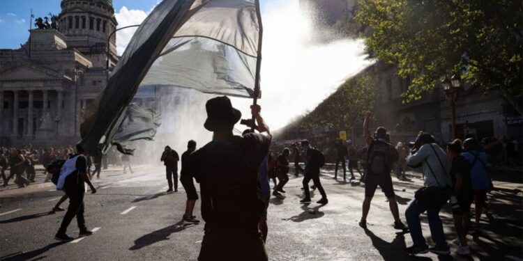 Marcha Federal del 15-O: pautas de autocuidado y resguardo frente a posibles abusos policiales