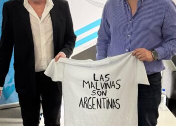 Reeligen a Espinoza al frente de la Federación de Municipios y exigen a Milei “corregir el rumbo económico”