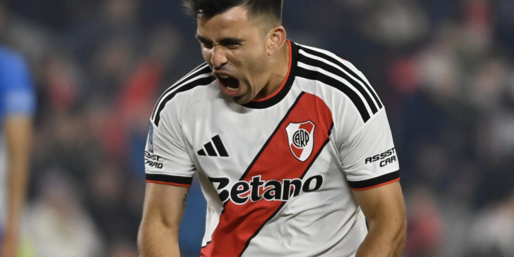 River venció a Estudiantes de Río Cuarto y lo condenó al descenso a la Primera Nacional