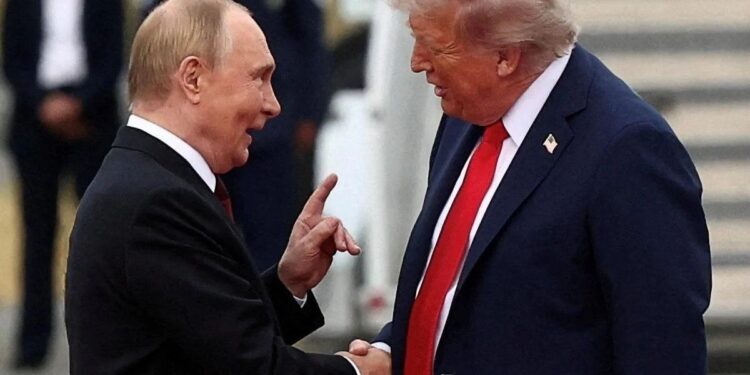 Rusia calificó de “histórica” la decisión de Donald Trump de suspender las sanciones y pidió avanzar en el diálogo con EEUU