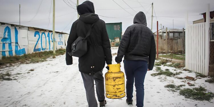 Tarifazo de gas en la Patagonia para financiar un gasoducto abandonado por el gobierno